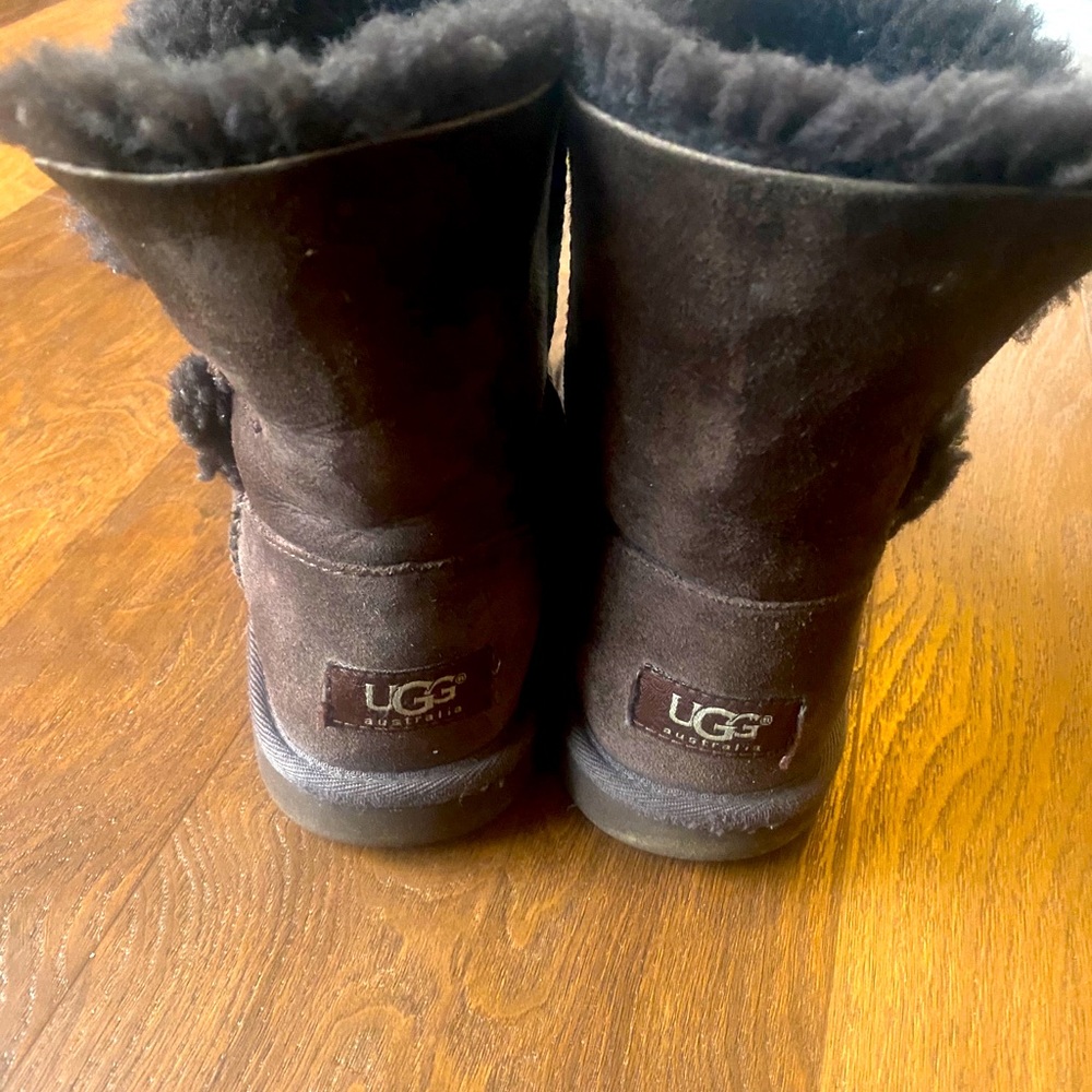 Girls Ugg boots